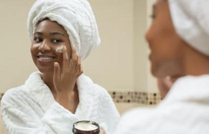 Tại đây, bộ sưu tập trang điểm mới của Valentino đầu tiên